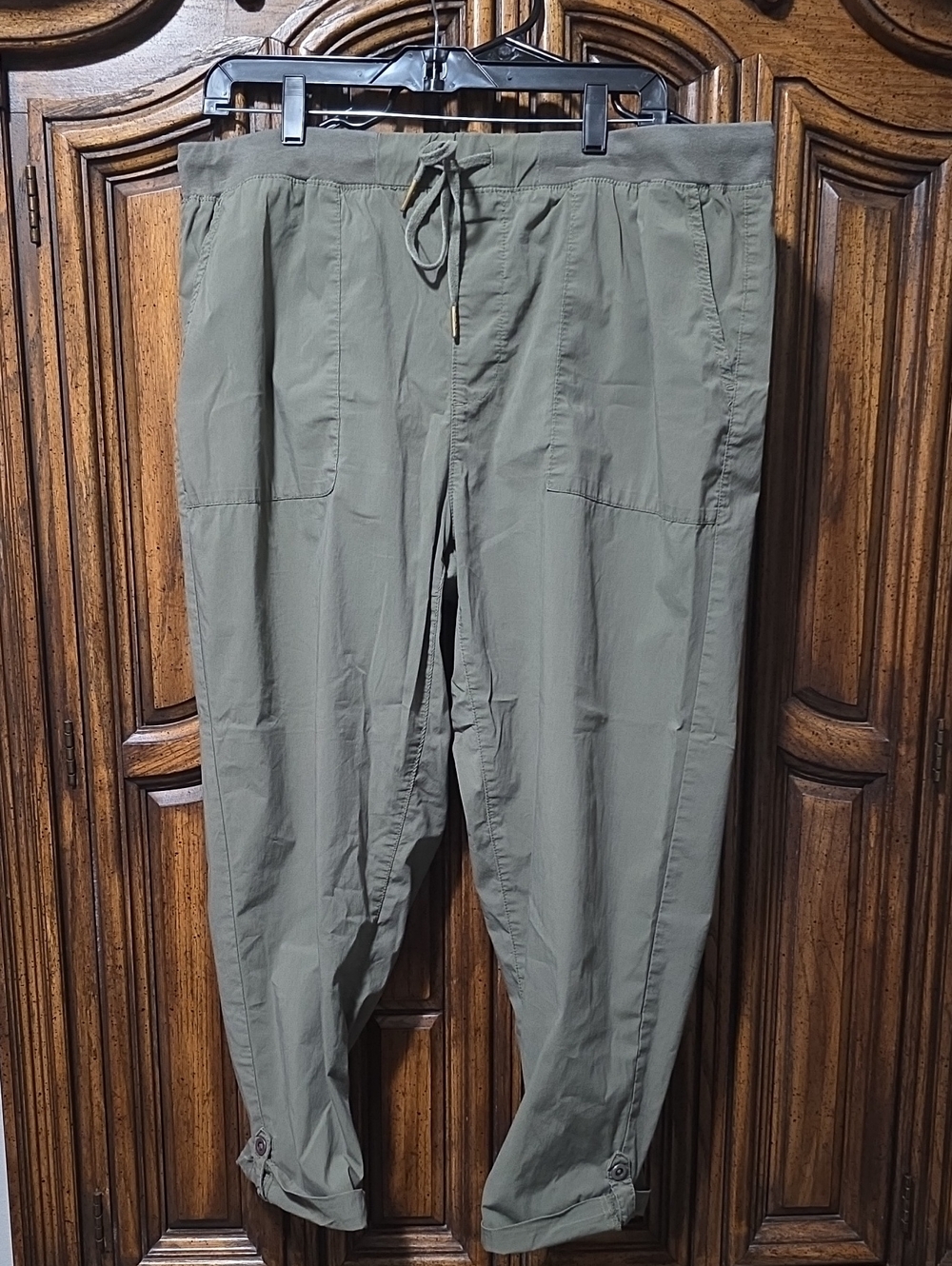 Women's Drawstring Capris - Olive Green